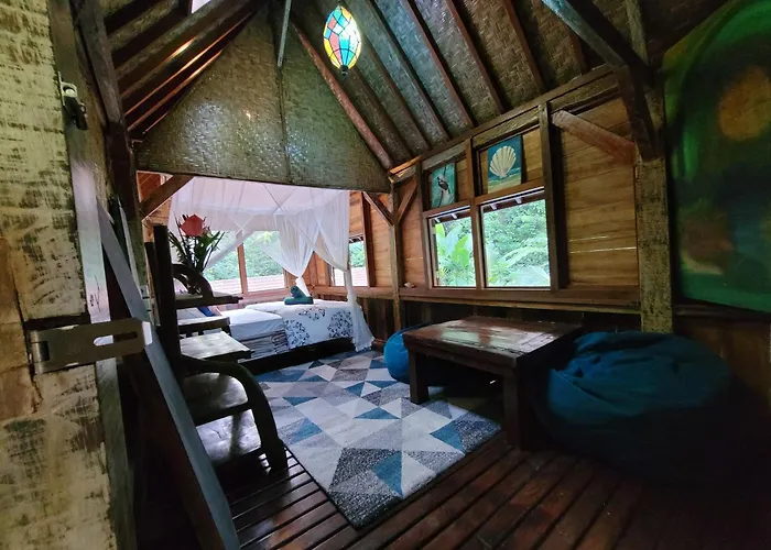 Indayani - 17m Pool - Mt Batur Trek Villa Tegallalang (Bali)