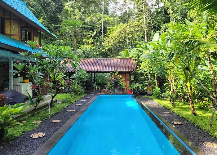 Indayani - 17m Pool - Mt Batur Trek Villa